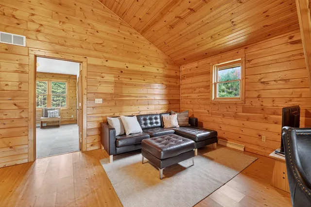 $729,900 | N9170 Pagel Road, Iola, WI 54945