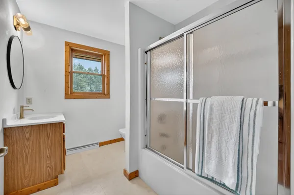 $749,900 | N9170 Pagel Road, Iola, WI 54945