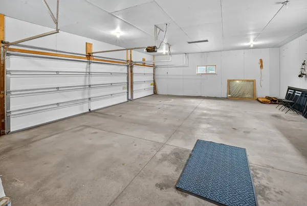 $749,900 | N9170 Pagel Road, Iola, WI 54945