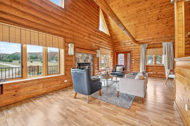 $729,900 | N9170 Pagel Road, Iola, WI 54945