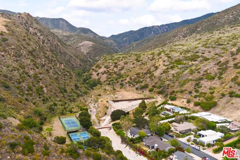 $2,988,000 | 6005 Paseo Cyn Drive, Malibu, CA 90265