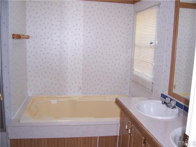 9955 Covered Bridge Road Zebulon, NC 27597 - Photo 6 of 6 Gallery Image 6