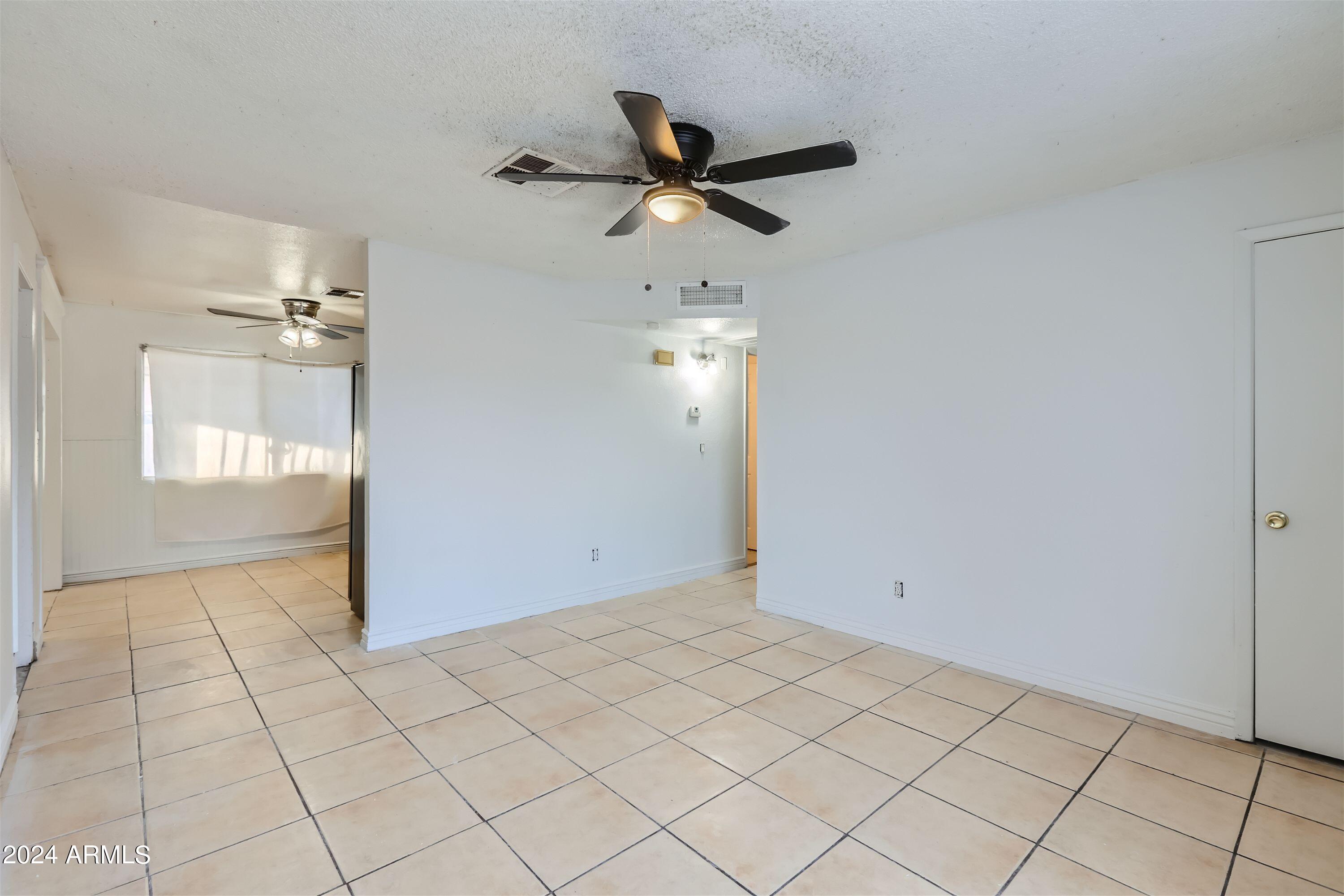 5202 West Berkeley Road Phoenix, AZ 85035 - Photo 4 of 12