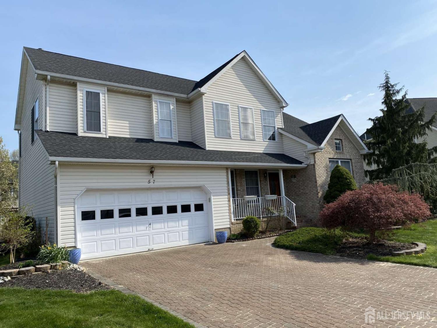 57 Yorktown Road Monmouth Junction, NJ 08852 - Photo 2 of 47