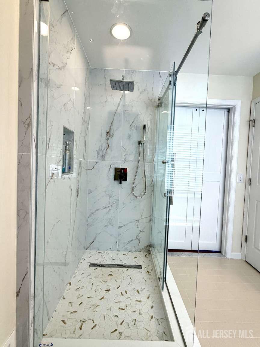 57 Yorktown Road Monmouth Junction, NJ 08852 - Photo 37 of 47