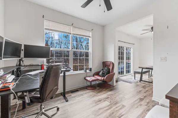 $2,300 | 1455 Reserve Lane, Unit 1455, DeKalb, IL 60115