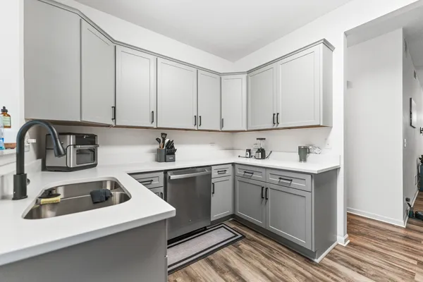 $2,300 | 1455 Reserve Lane, Unit 1455, DeKalb, IL 60115