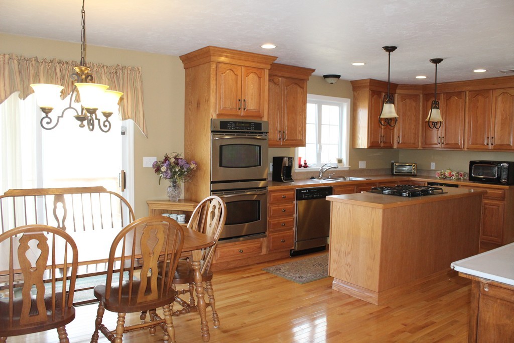 36 Highridge Road Bellingham, MA 02019 - Photo 3 of 30 Gallery Image 3