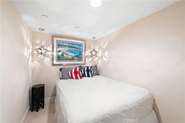 $20,000 | 31460 Ceanothus Drive, Laguna Beach, CA 92651