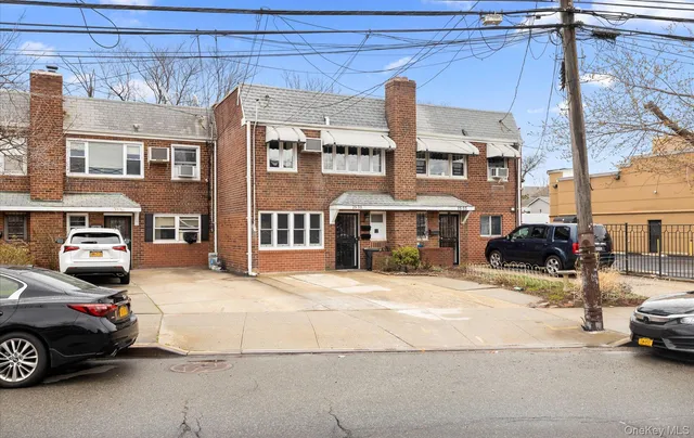 a car parked in front of a building