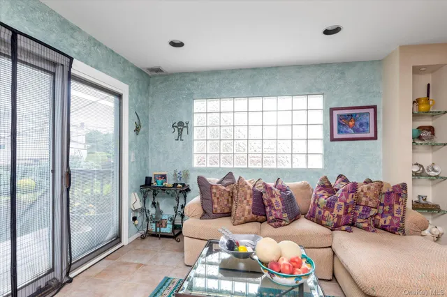 $1,249,999 | 1055 Cedarhurst Street, Valley Stream, NY 11581