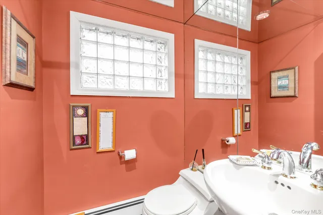 $1,249,999 | 1055 Cedarhurst Street, Valley Stream, NY 11581