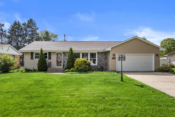 $295,000 | 2286 Wood Drive, Beloit, WI 53511