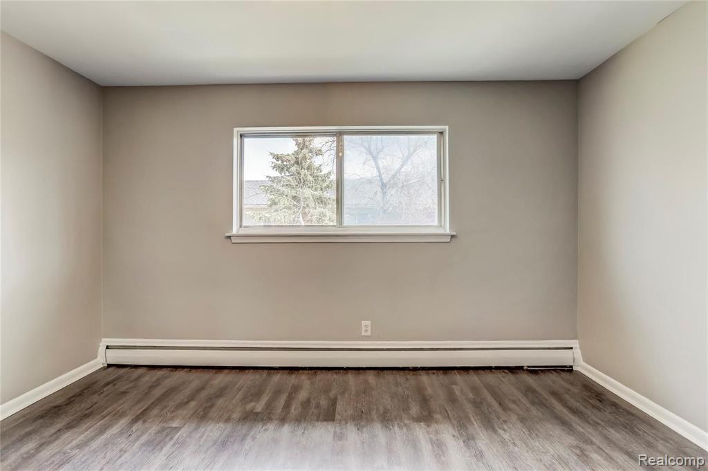 629 West Maple Road, Unit 3 Clawson, MI 48017 - Photo 11 of 13