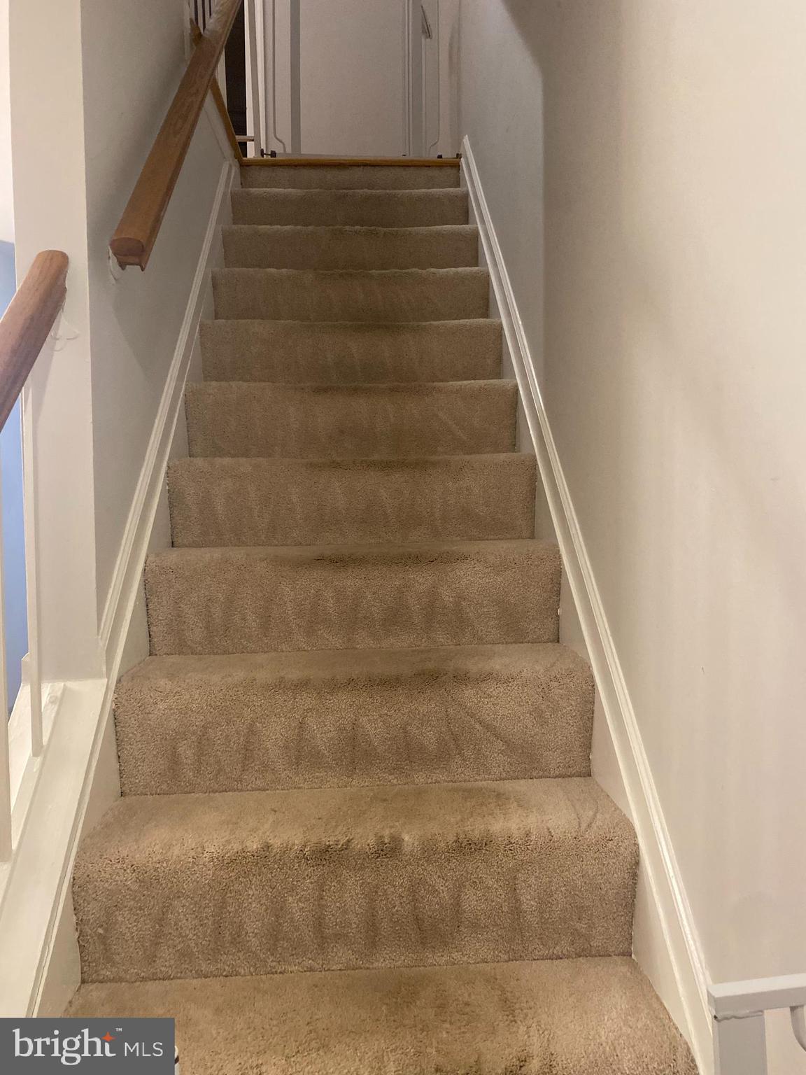 8523 Gambel Oak Drive Springfield, VA 22153 - Photo 11 of 41 a view of entryway