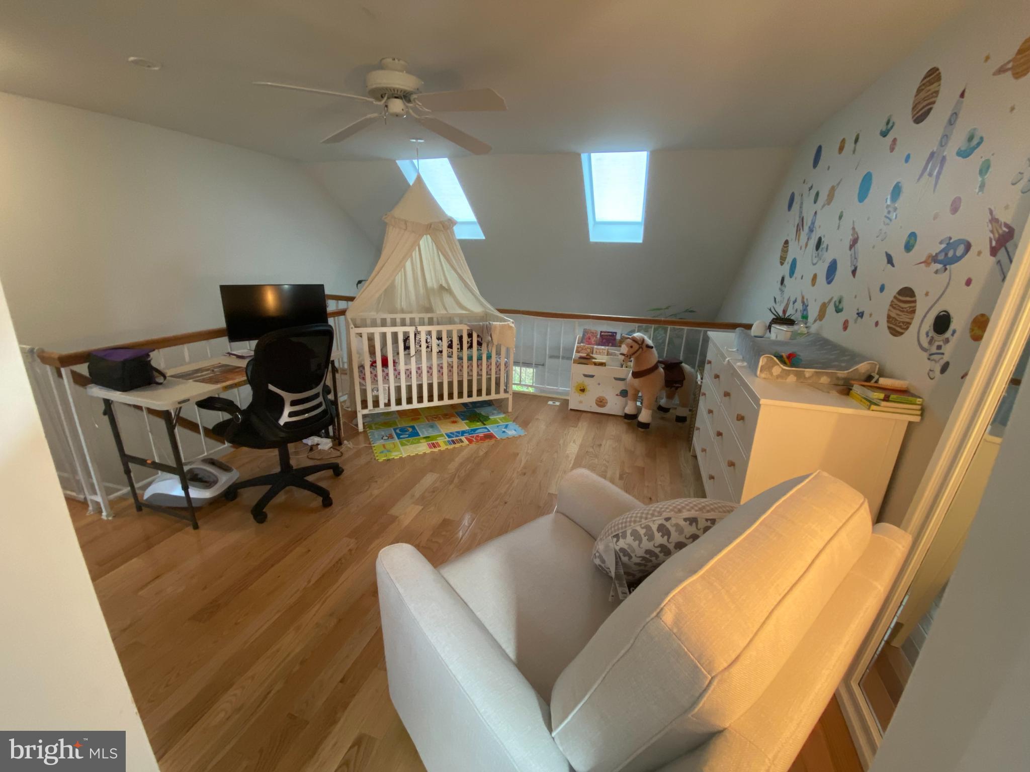 8523 Gambel Oak Drive Springfield, VA 22153 - Photo 12 of 41 a living room with furniture and a flat screen tv