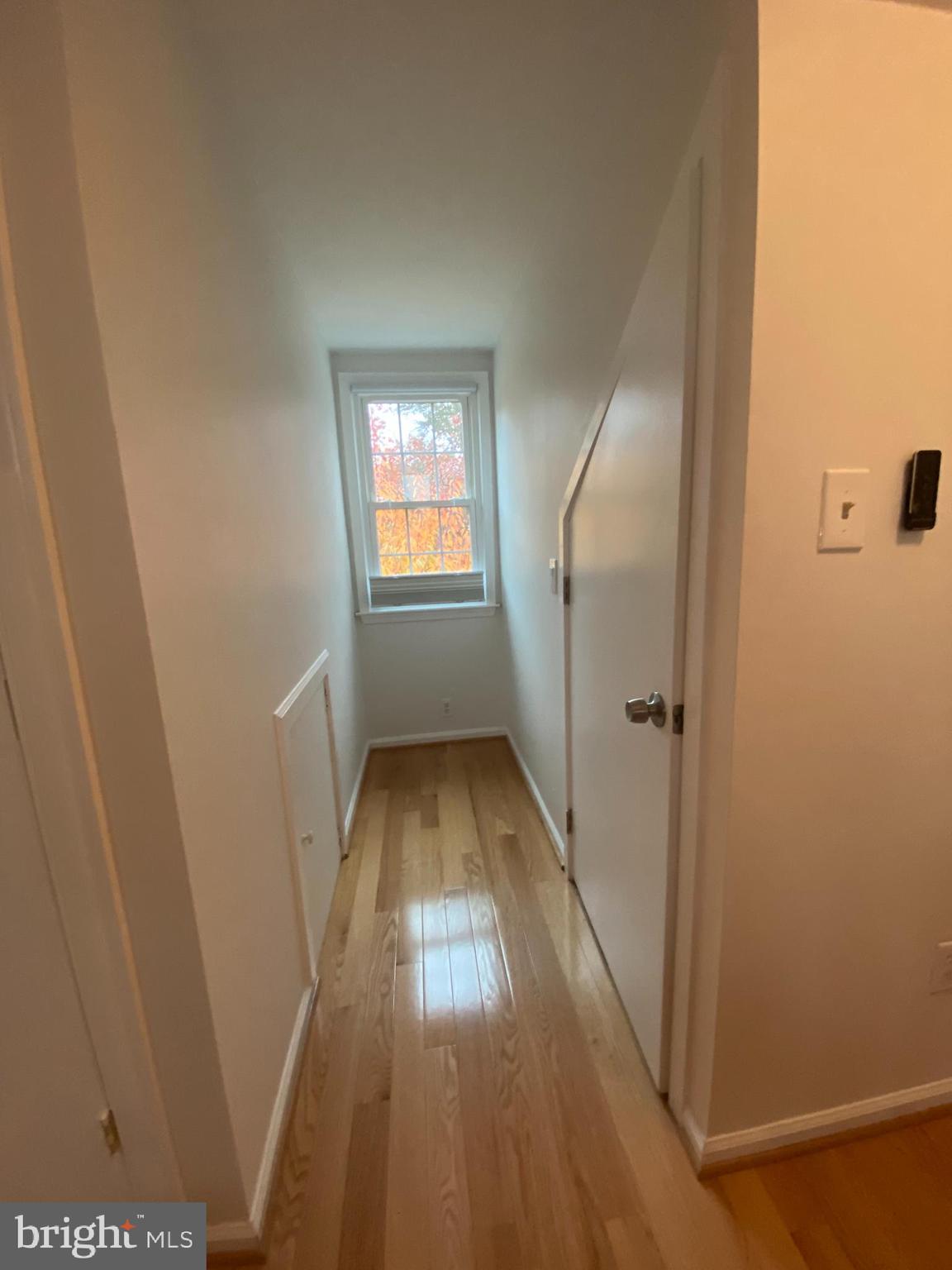 8523 Gambel Oak Drive Springfield, VA 22153 - Photo 14 of 41 a view of entryway with wooden floor
