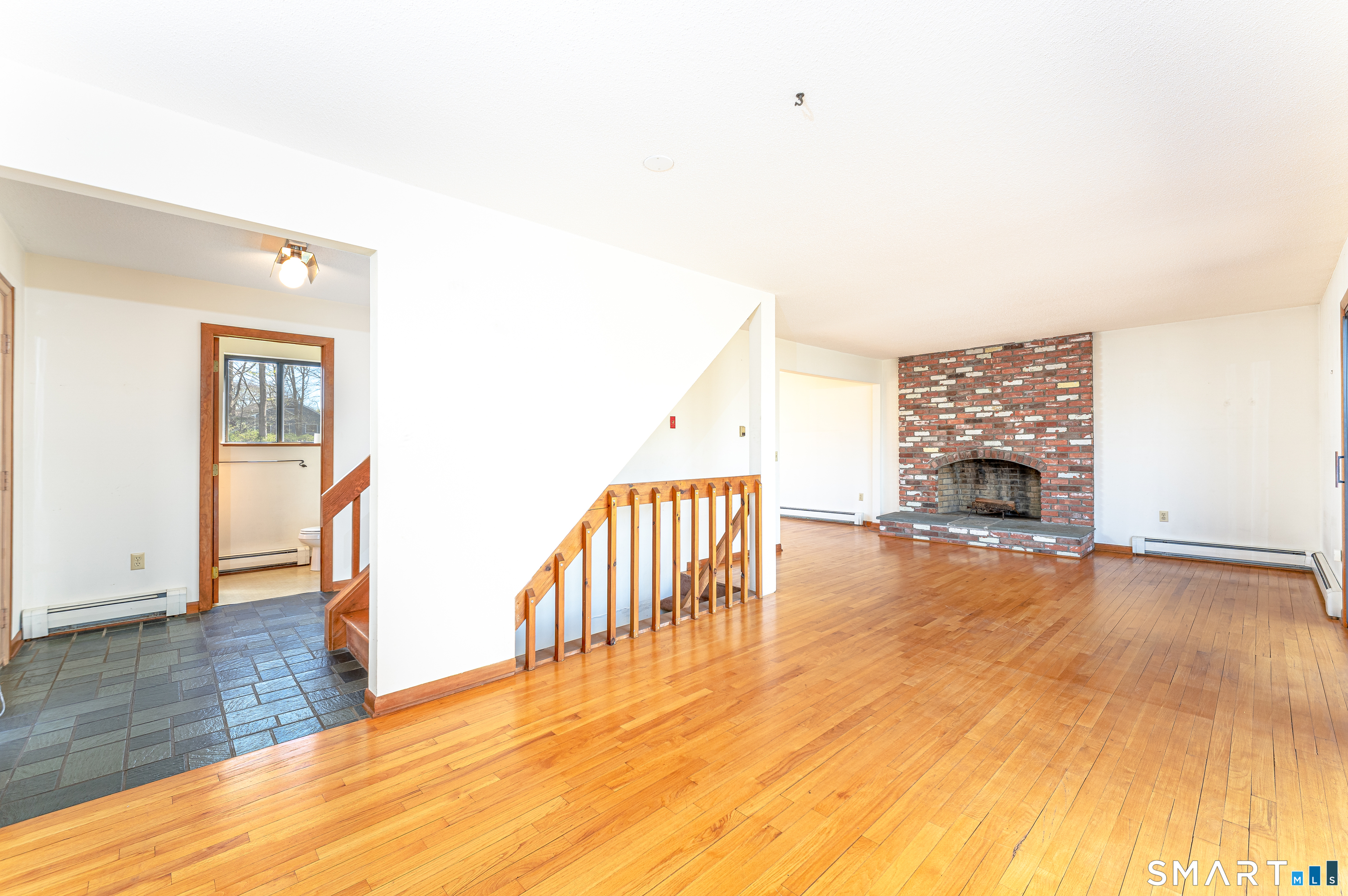 737 Leetes Island Road Guilford, CT 06437 - Photo 17 of 40 main level