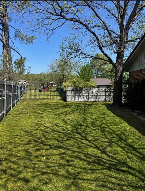 261 Timberlake Drive Azle, TX 76020 - Photo 24 of 32