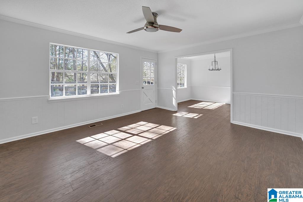 128 Maple Street Alabaster, AL 35114 - Photo 3 of 29