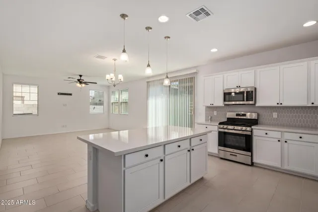 $2,599 | 3813 North 100th Drive, Avondale, AZ 85392