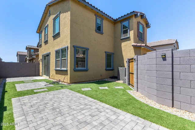 $2,599 | 3813 North 100th Drive, Avondale, AZ 85392