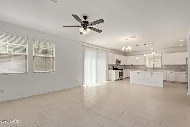 $2,599 | 3813 North 100th Drive, Avondale, AZ 85392