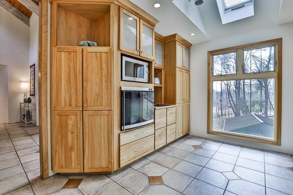 132 Stow Road Harvard, MA 01451 - Photo 6 of 33