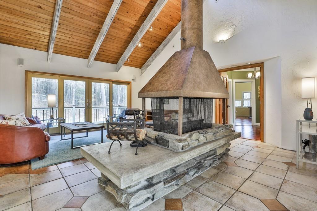 132 Stow Road Harvard, MA 01451 - Photo 8 of 33