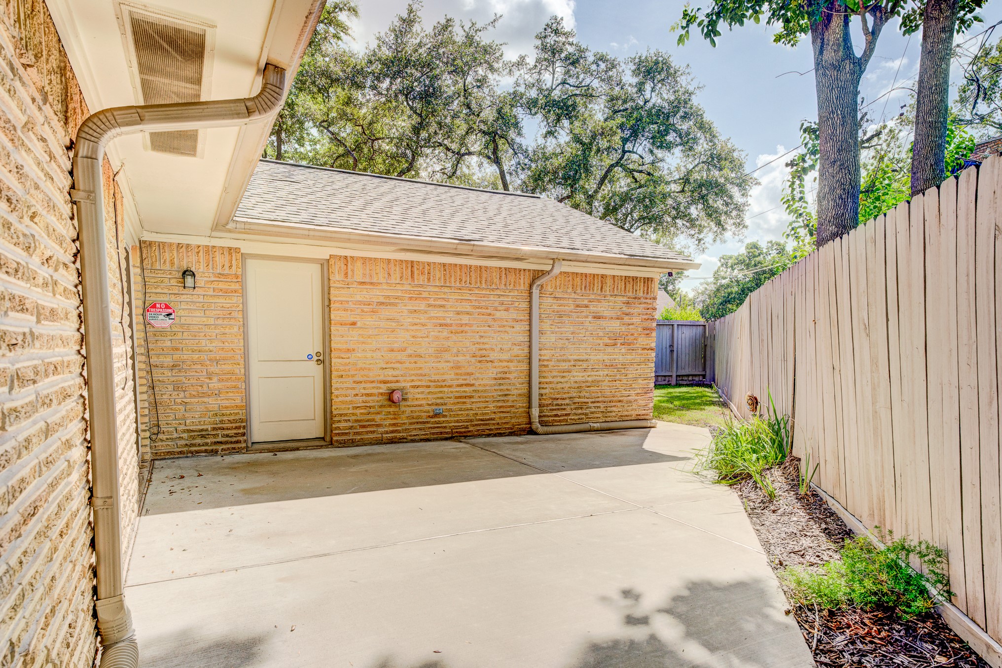 3334 Spring Valley Road Houston, TX 77080 - Photo 38 of 40