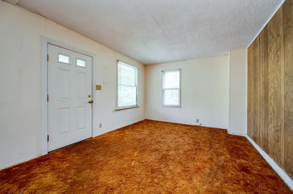 $120,000 | 2023 Locust Lane, Harrisburg, PA 17109