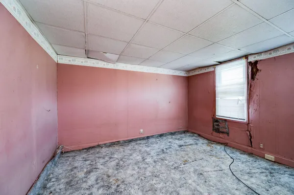$120,000 | 2023 Locust Lane, Harrisburg, PA 17109