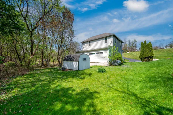 $120,000 | 2023 Locust Lane, Harrisburg, PA 17109
