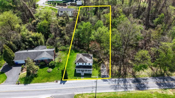$120,000 | 2023 Locust Lane, Harrisburg, PA 17109