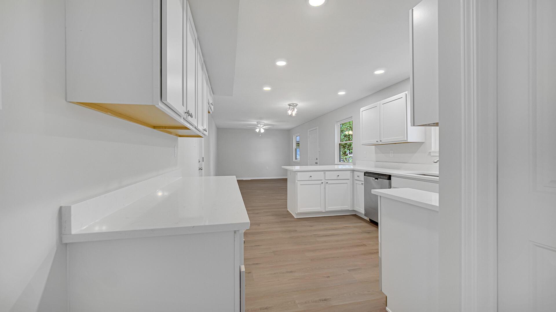 731 McCool Road Valparaiso, IN 46385 - Photo 6 of 31 1920x1080