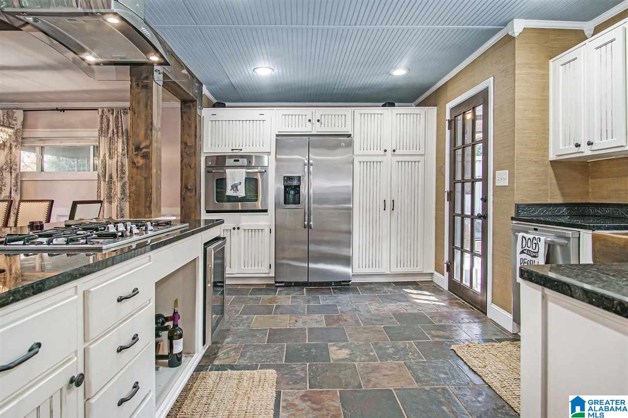 1905 Canyon Road Birmingham, AL 35216 - Photo 7 of 38