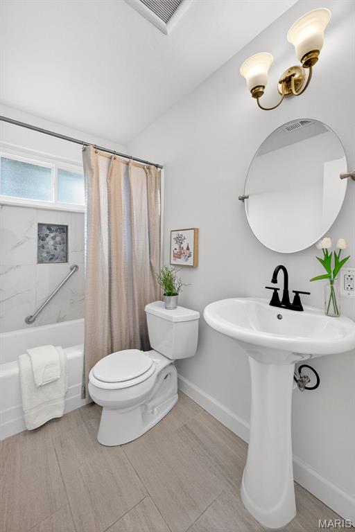 8408 Engler Avenue St. John, MO 63114 - Photo 24 of 32