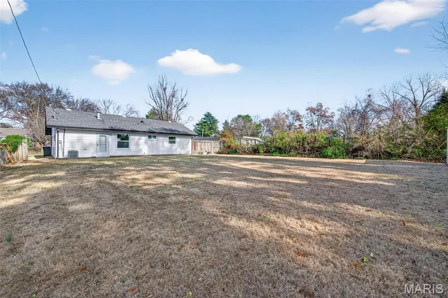 $159,500 | 8408 Engler Avenue, St. John, MO 63114