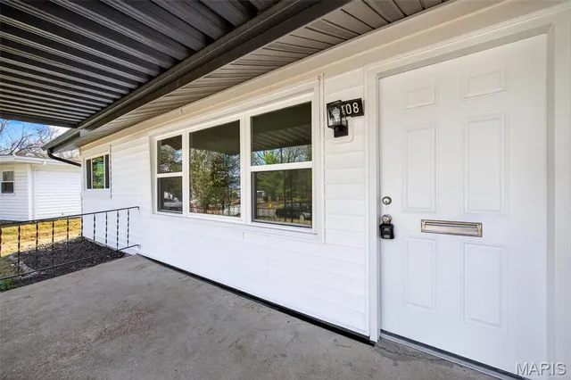 $159,500 | 8408 Engler Avenue, St. John, MO 63114