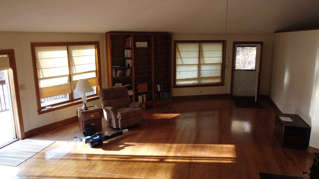 20449 Alvarado Road Abingdon, VA 24211 - Photo 32 of 39 Gallery Image 32