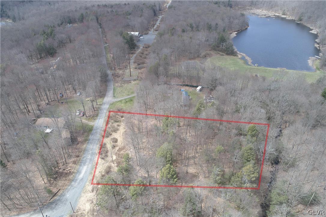 St Moritz Drive Newfoundland, PA 18445 - Photo 2 of 5