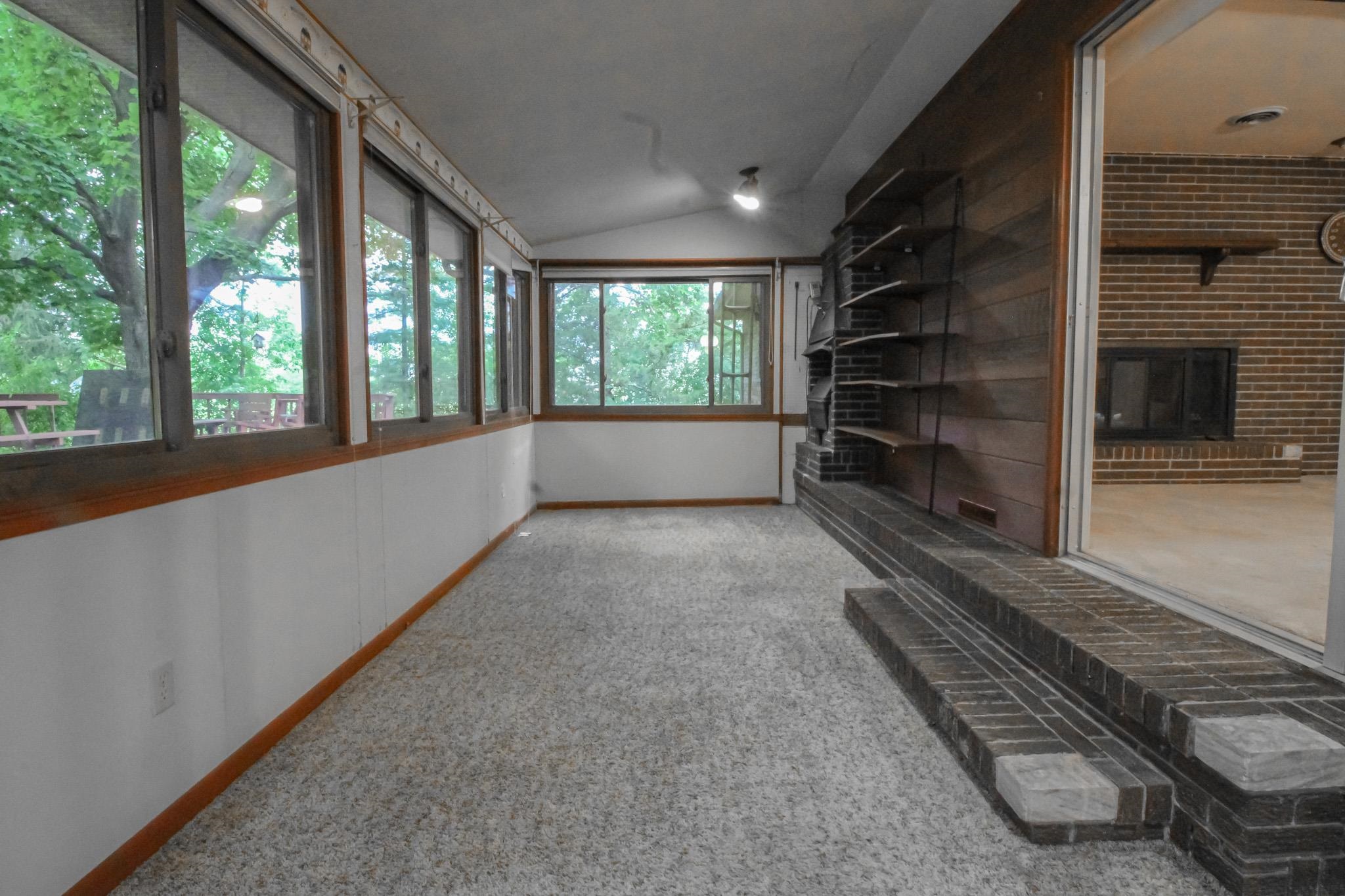 1438 South Morrish Road Flint, MI 48532 - Photo 30 of 37 50118076-30.JPG