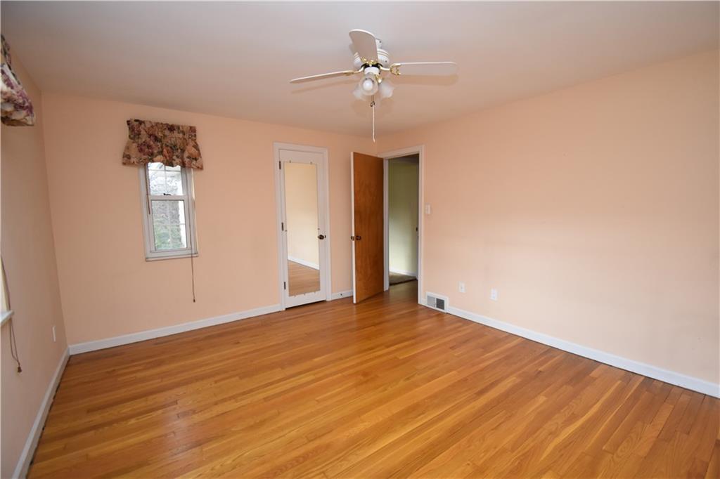 424 Beverly Road Pittsburgh, PA 15216 - Photo 12 of 24 Gallery Image 12