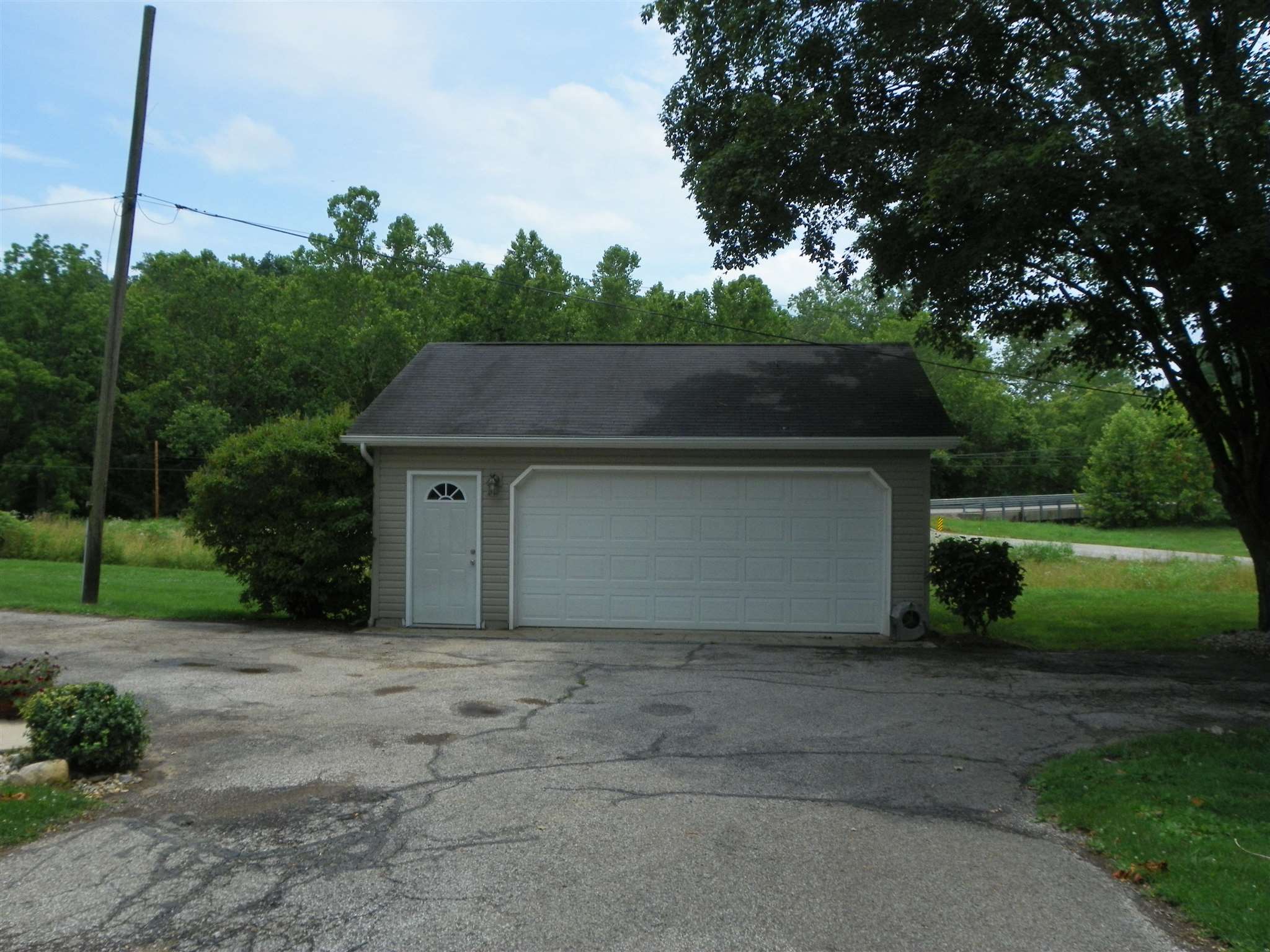48 Gas Line Road Springville, IN 47462 - Photo 3 of 33 Gallery Image 3
