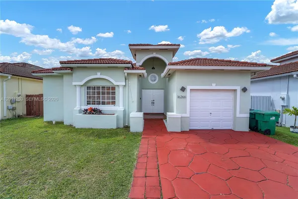 $3,700 | 16266 Southwest 54th Terrace, Miami, FL 33185