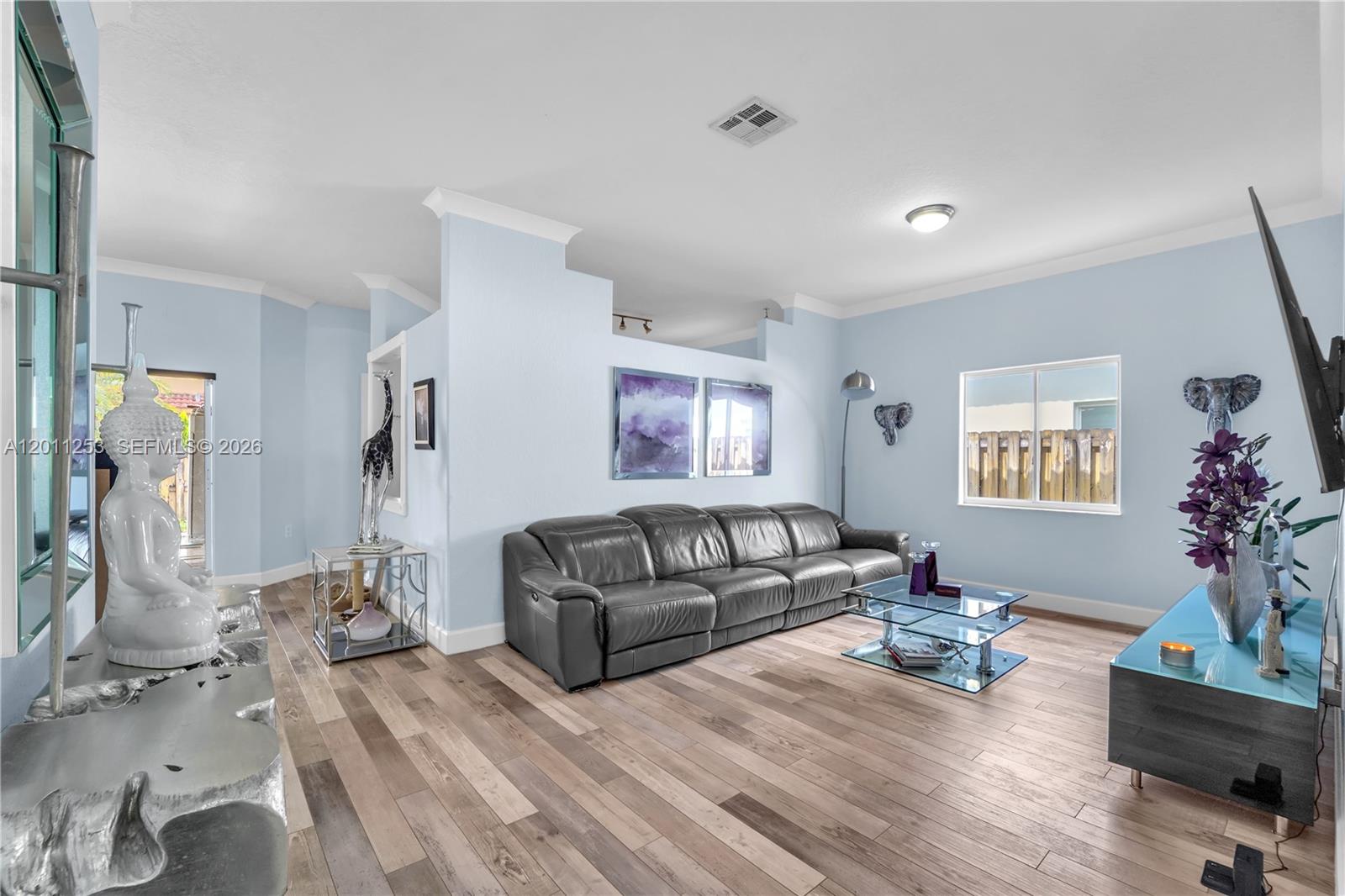 16266 Southwest 54th Terrace Miami, FL 33185 - Photo 5 of 26