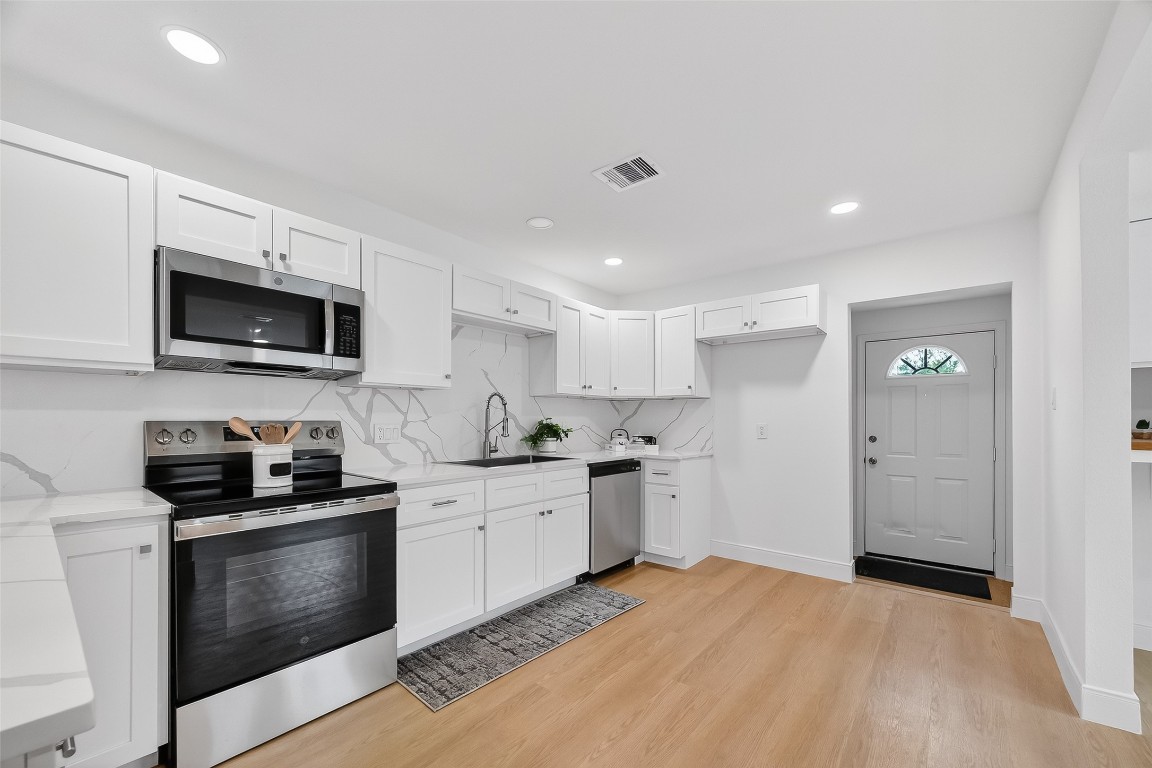 6622 Moss Rose Street Houston, TX 77087 - Photo 15 of 40