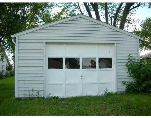 911 Boal Avenue Piqua, OH 45356 - Photo 3 of 10