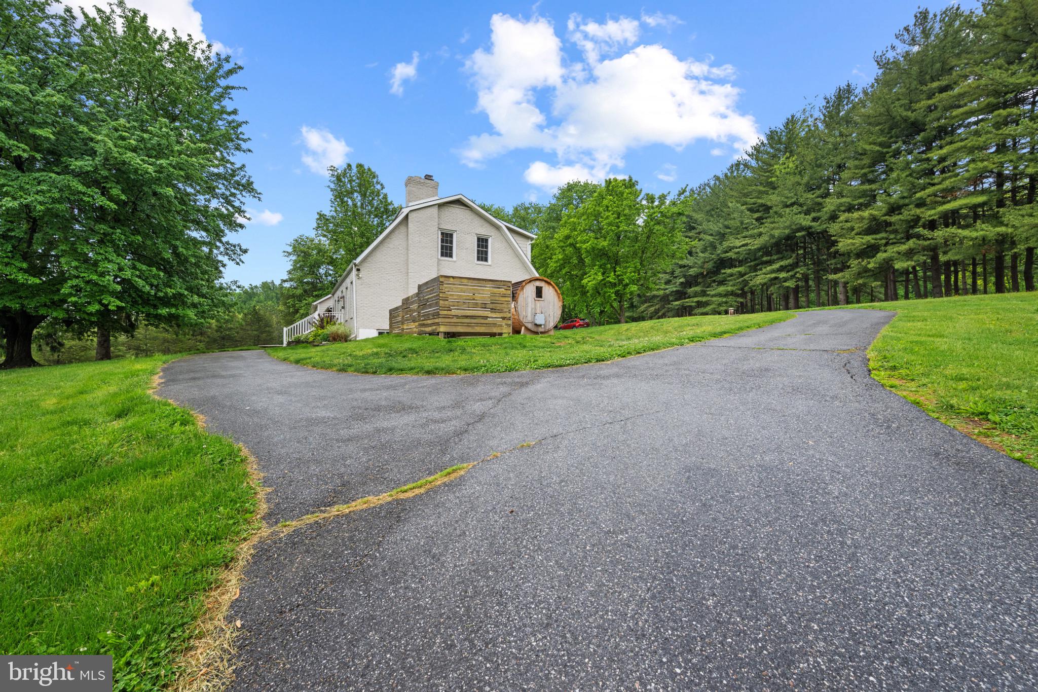 8730 Mapleville Road Mount Airy, MD 21771 - Photo 59 of 91