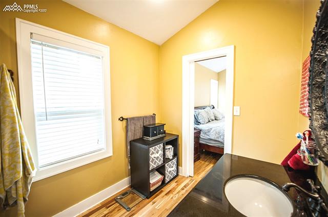 1104 West Cheyenne Road Colorado Springs, CO 80906 - Photo 19 of 36